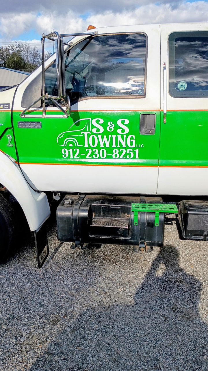 S&s Towing Llc (2)