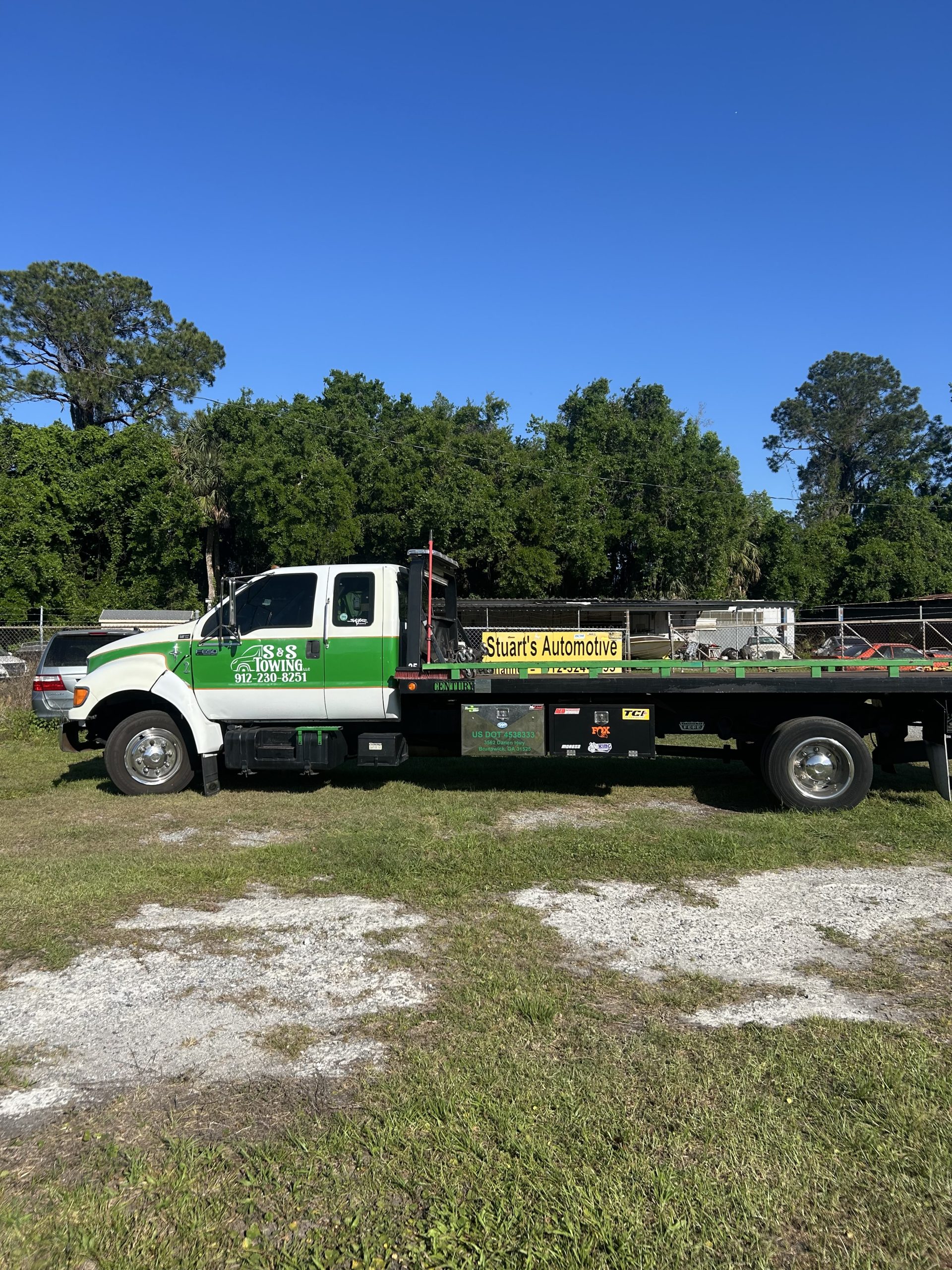S&s Towing Llc (4)